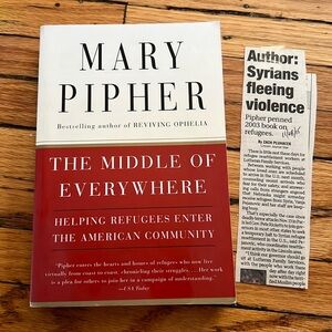 Paperback “Middle of Everywhere: Helping Refugees Enter the American Community